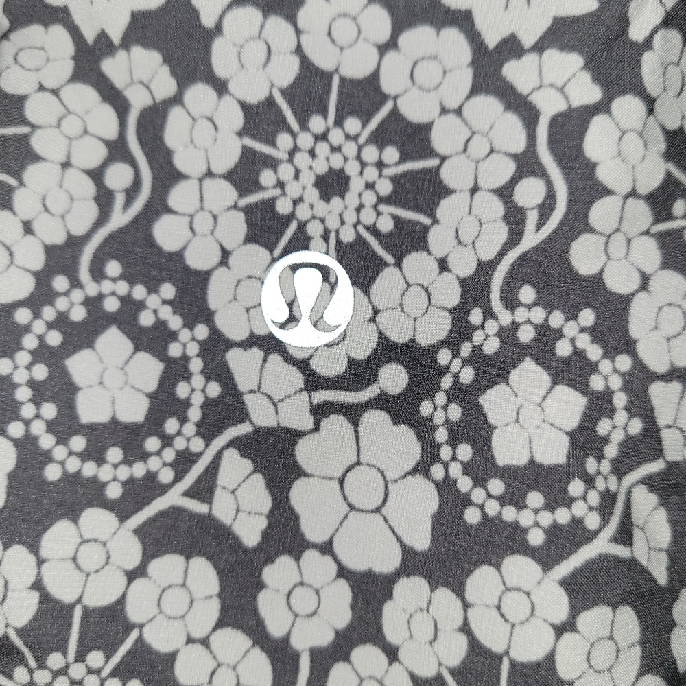 Lululemon Om Pant Twiggy Printed Nimbus Soot Ligh… - image 5